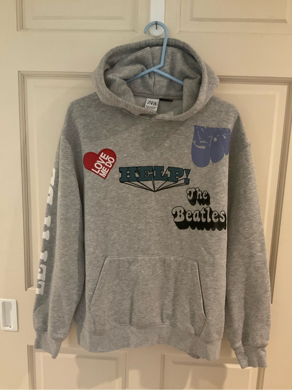 Zara unisex gray "The Beatles" Graphic Pullover Hoodie